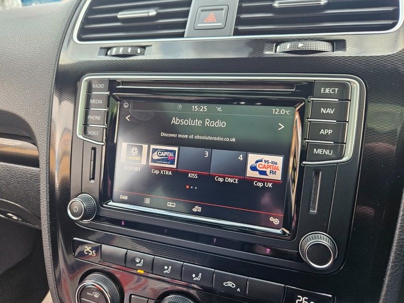 Used Volkswagen Scirocco 2017 for sale - 77766047: Photo 15