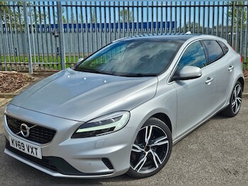 Used Volvo V40 2019 for sale - 78242174: Photo