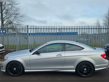Used Mercedes-Benz C Class 2013 for sale - 77328821: Photo