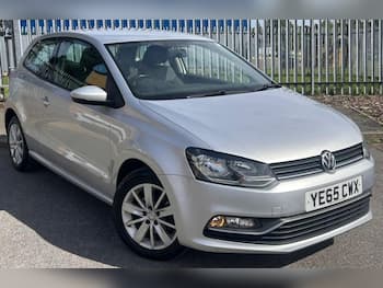 Used Volkswagen Polo 2015 for sale - 79763738: Photo