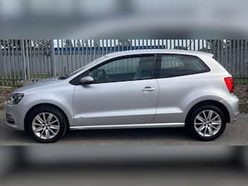 Used Volkswagen Polo 2015 for sale - 79763738: Photo