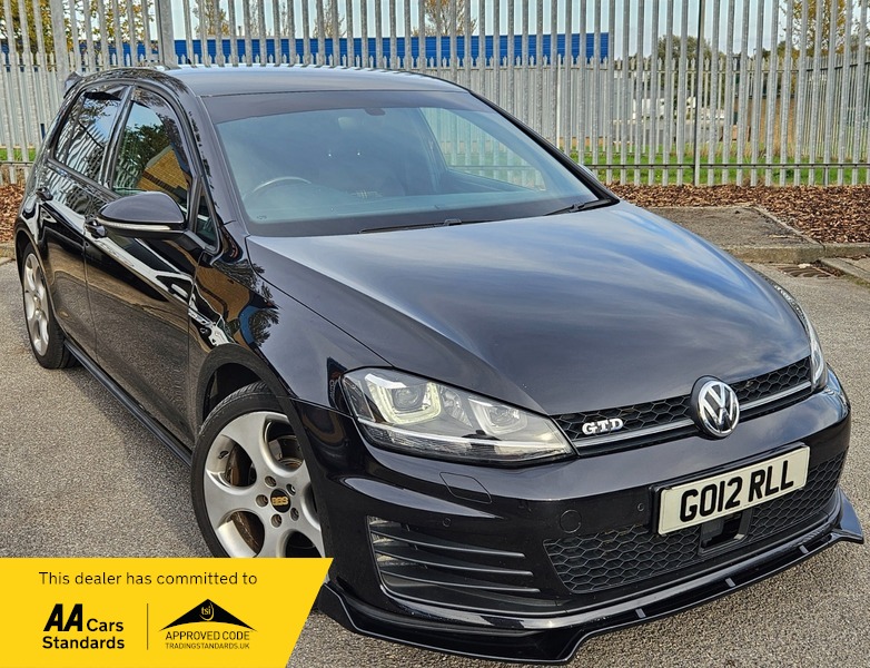 Used Volkswagen Golf 2017 for sale - 76703001: Photo 1