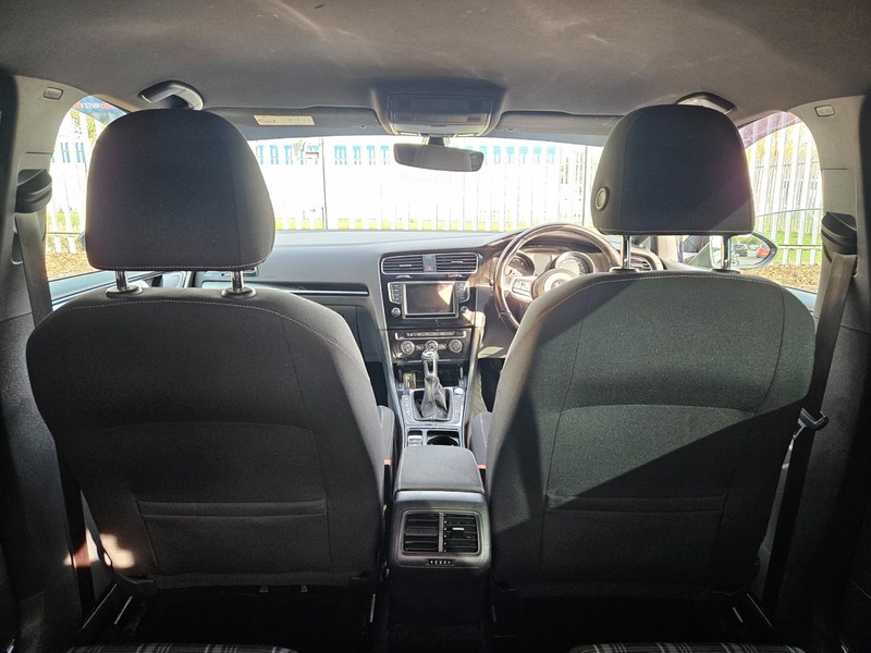 Used Volkswagen Golf 2017 for sale - 76703001: Photo 12