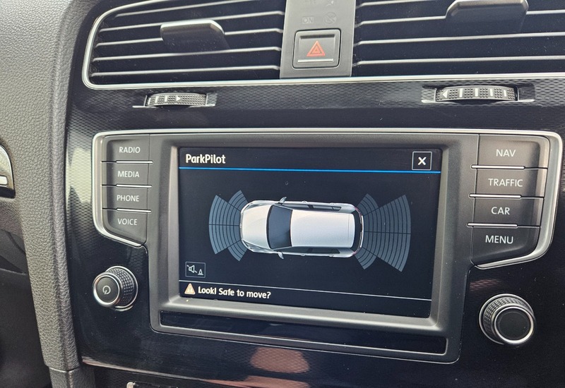 Used Volkswagen Golf 2017 for sale - 76703001: Photo 16