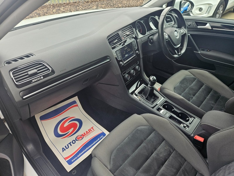 Used Volkswagen Golf 2016 for sale - 76699072: Photo 14