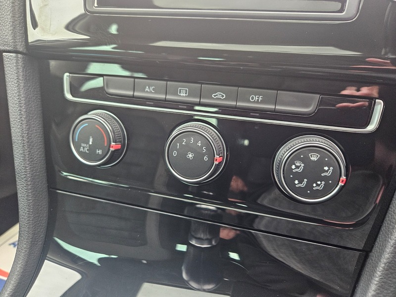 Used Volkswagen Golf 2016 for sale - 76699072: Photo 20