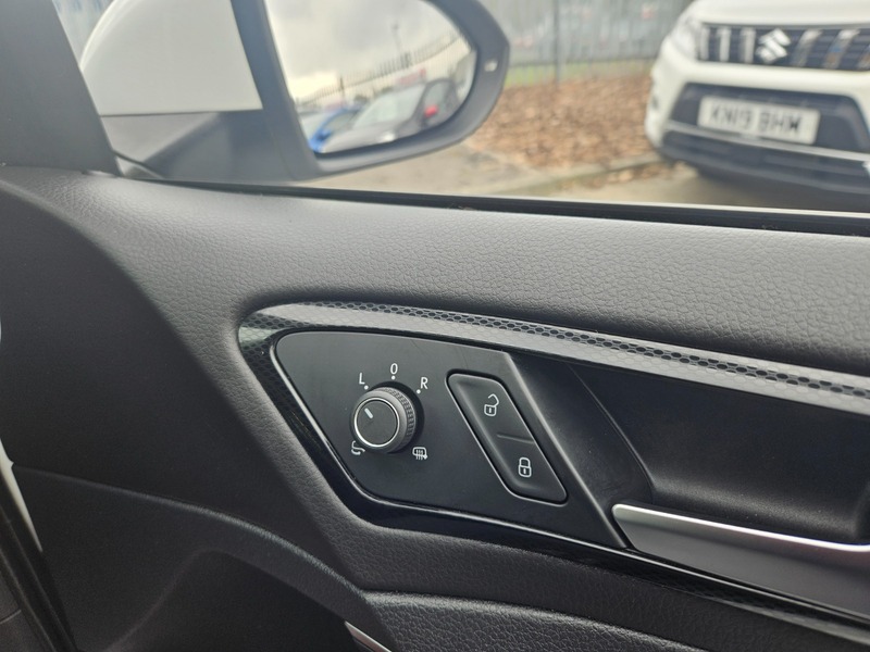 Used Volkswagen Golf 2016 for sale - 76699072: Photo 22