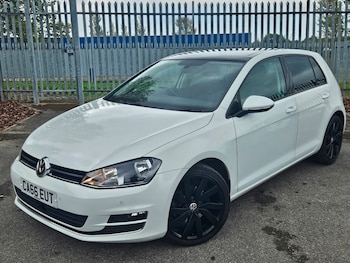 Used Volkswagen Golf 2016 for sale - 76699072: Photo