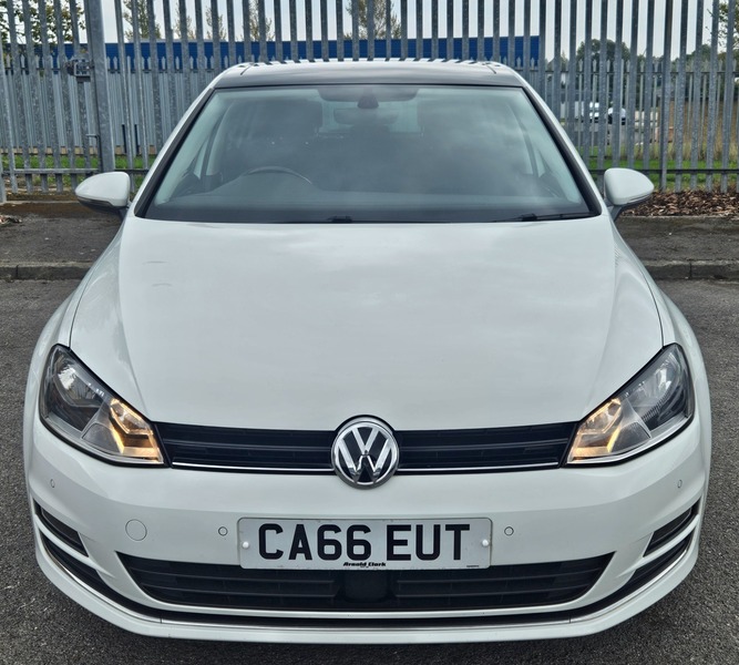 Used Volkswagen Golf 2016 for sale - 76699072: Photo 4