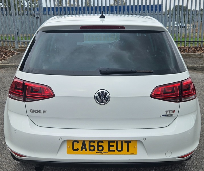 Used Volkswagen Golf 2016 for sale - 76699072: Photo 5