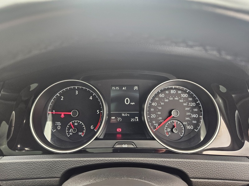 Used Volkswagen Golf 2016 for sale - 76699072: Photo 7