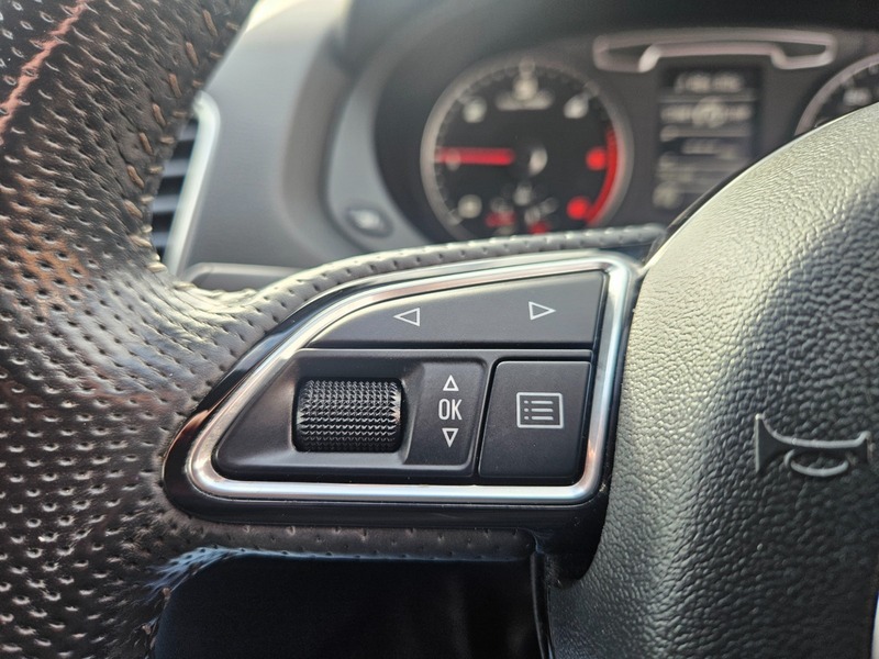 Used Audi Q3 2014 for sale - 77547902: Photo 8