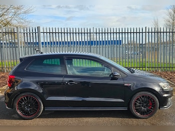 Used Volkswagen Polo 2017 for sale - 77609609: Photo
