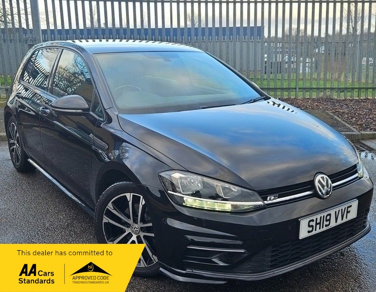 Used Volkswagen Golf 2019 for sale - 76703009: Photo 1