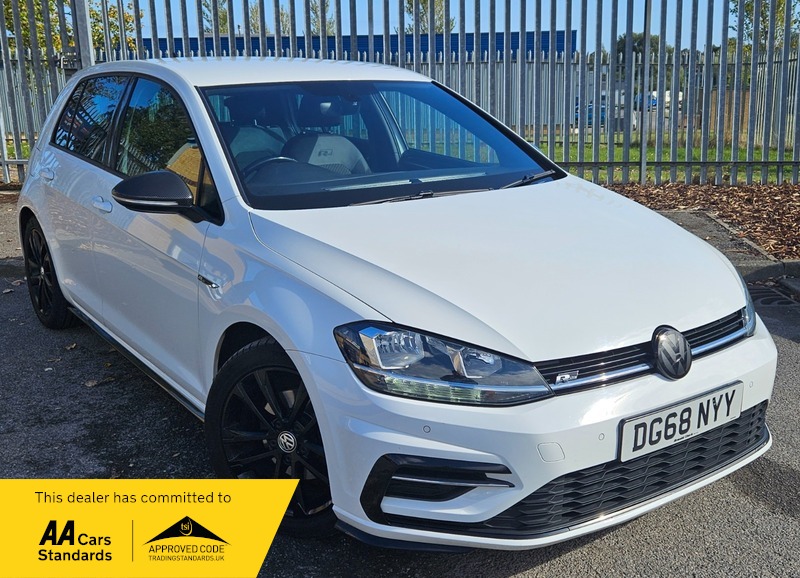 Used Volkswagen Golf 2018 for sale - 76699062: Photo 1