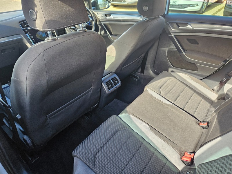 Used Volkswagen Golf 2018 for sale - 76699062: Photo 20