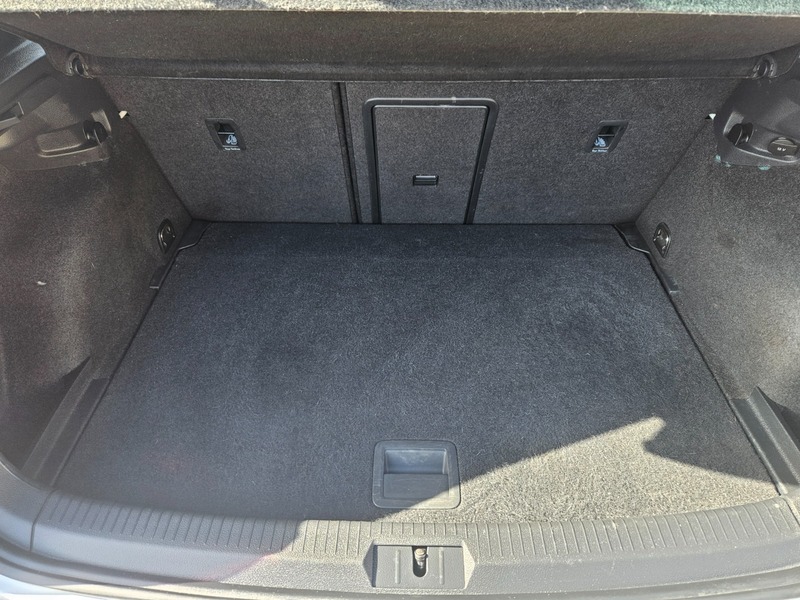 Used Volkswagen Golf 2018 for sale - 76699062: Photo 21