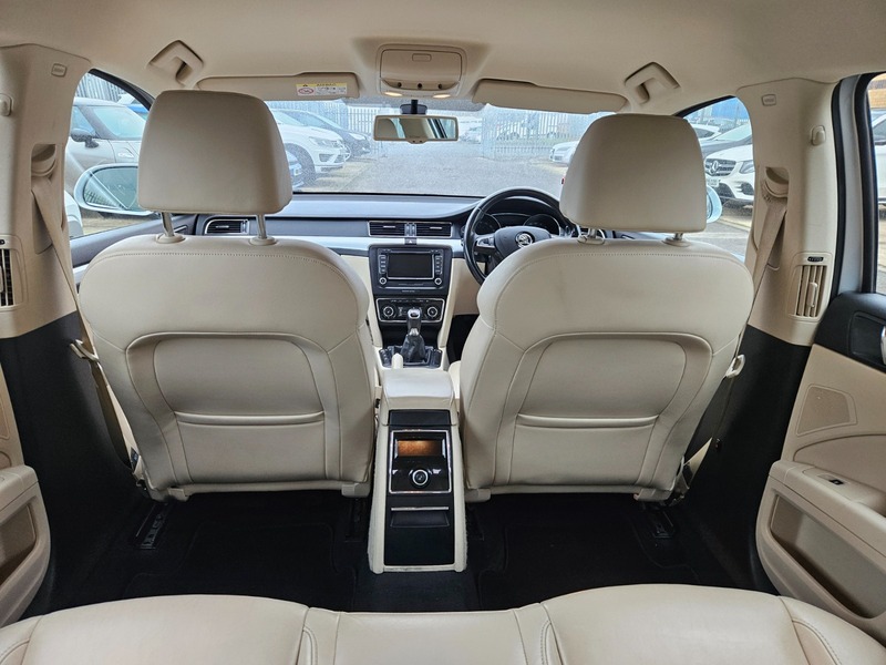 Used Skoda Superb 2014 for sale - 76798960: Photo 12