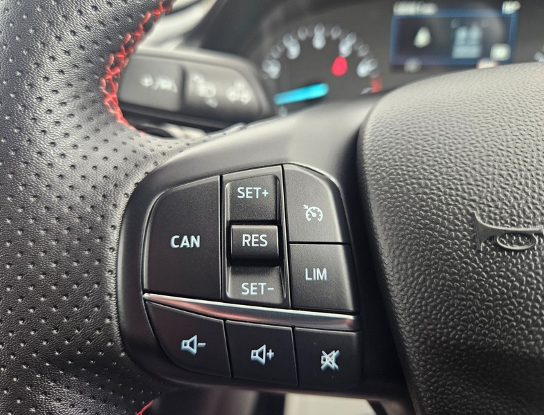 Used Ford Fiesta 2023 for sale - 76702999: Photo 8