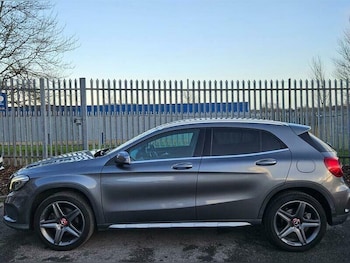 Used Mercedes-Benz GLA 2016 for sale - 76884587: Photo