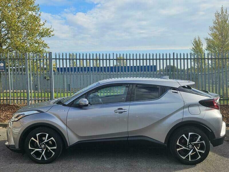 Used Toyota C-HR 2021 for sale - 76699068: Photo 4