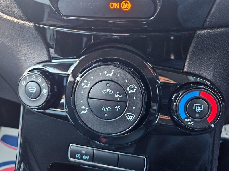 Used Ford Fiesta 2014 for sale - 77107364: Photo 15