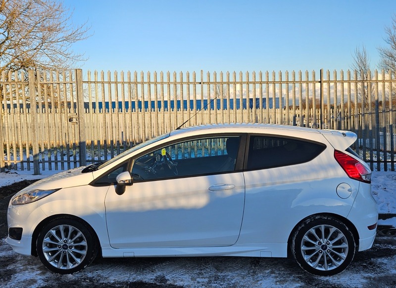 Used Ford Fiesta 2014 for sale - 77107364: Photo 4