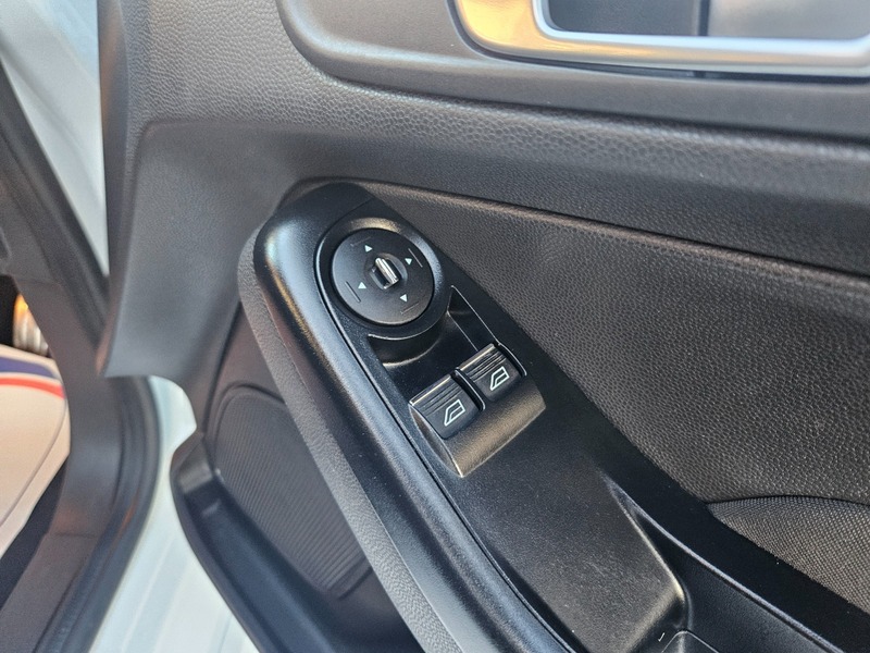 Used Ford Fiesta 2014 for sale - 77107364: Photo 8