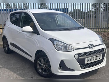 Used Hyundai i10 2017 for sale - 79523160: Photo