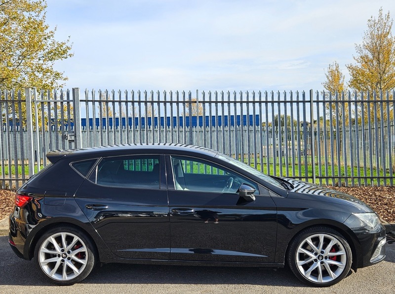 Used SEAT Leon 2019 for sale - 76699061: Photo 2