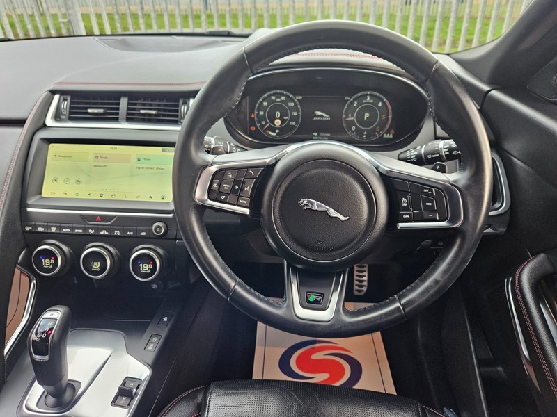 Used Jaguar E-Pace 2020 for sale - 77655923: Photo 8