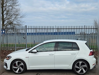 Used Volkswagen Golf 2017 for sale - 77798497: Photo