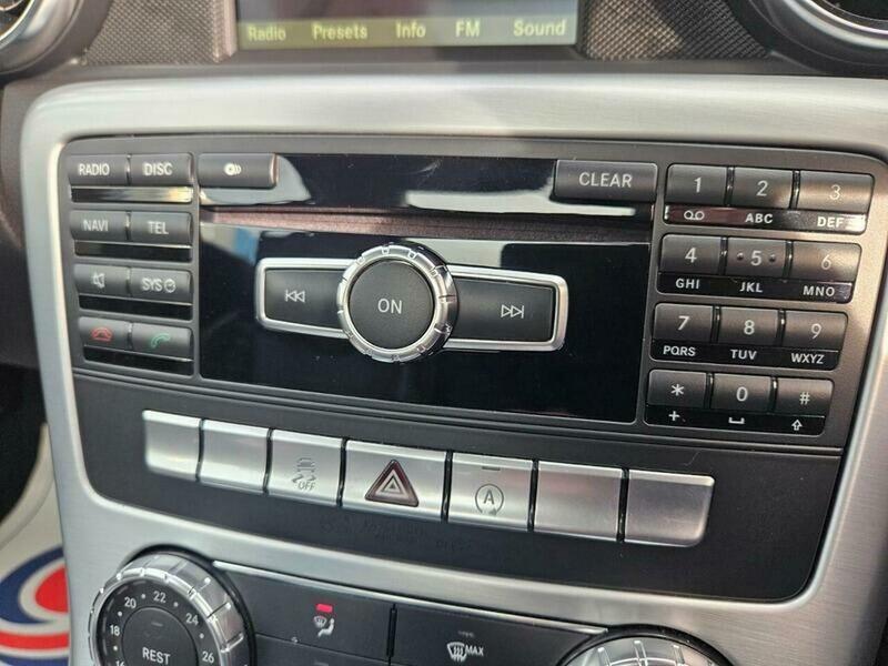 Used Mercedes-Benz SLK 2014 for sale - 76699056: Photo 15