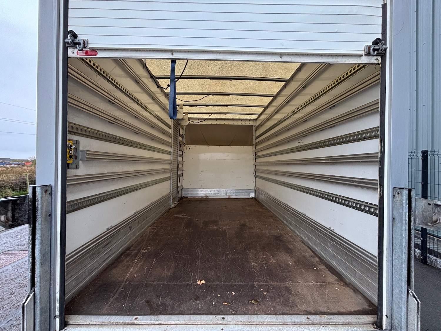 Used Nissan Cabstar 2017 for sale - 76892185: Photo 10