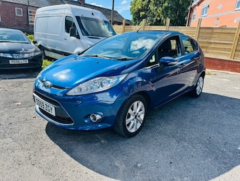 Used Ford Fiesta 2010 for sale - 76038463: Photo