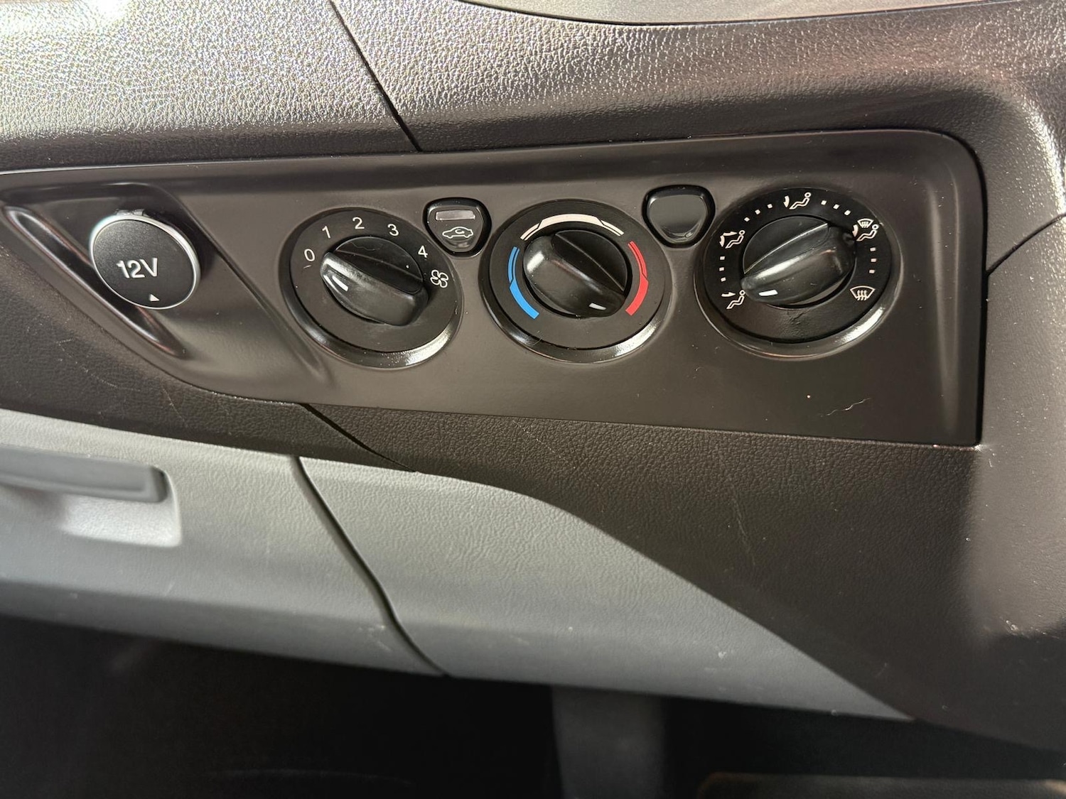 Used Ford Transit Custom 2018 for sale - 78136500: Photo 23