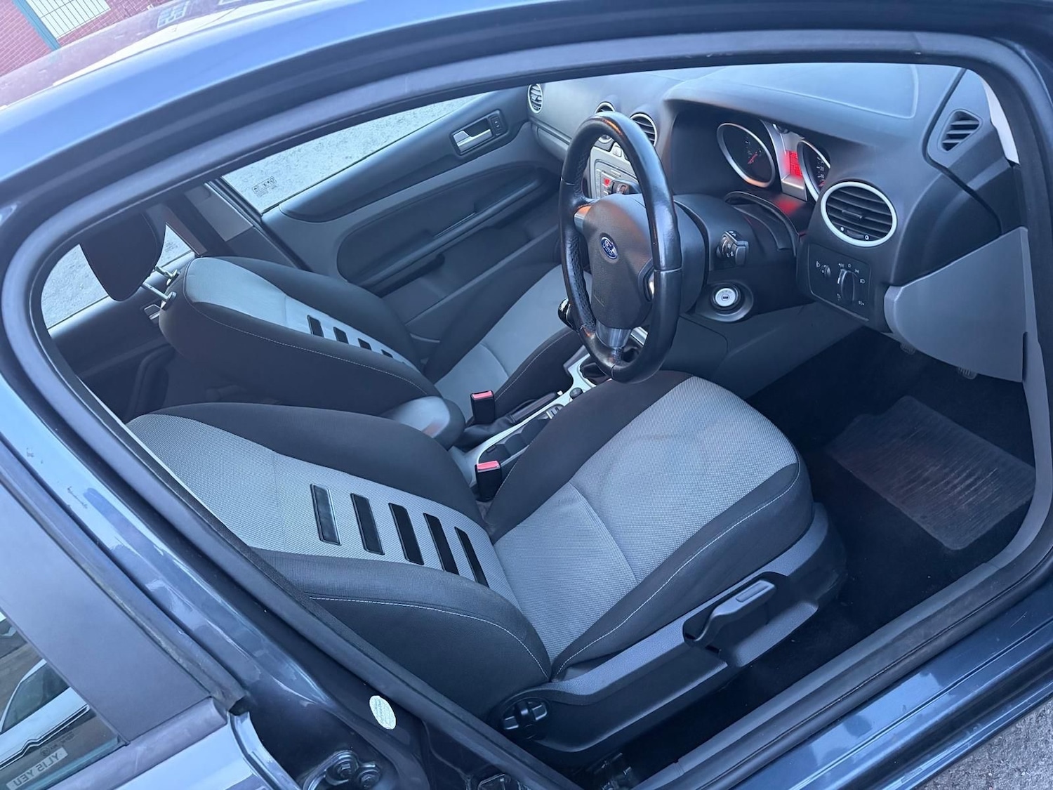 Used Ford Focus 2009 for sale - 78181868: Photo 10