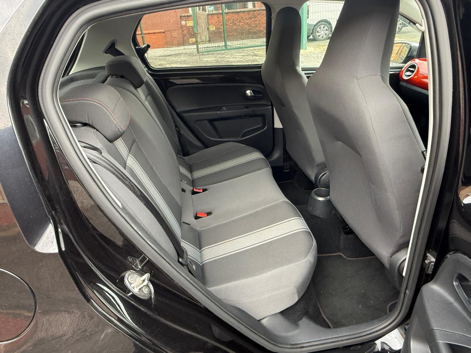 Used Volkswagen up! 2025 for sale - 77701168: Photo 24