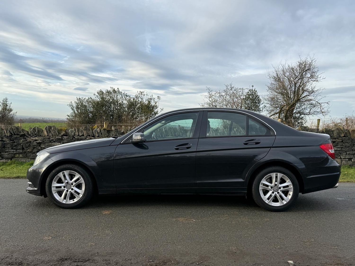 Used Mercedes-Benz C Class 2013 for sale - 77196526: Photo 2