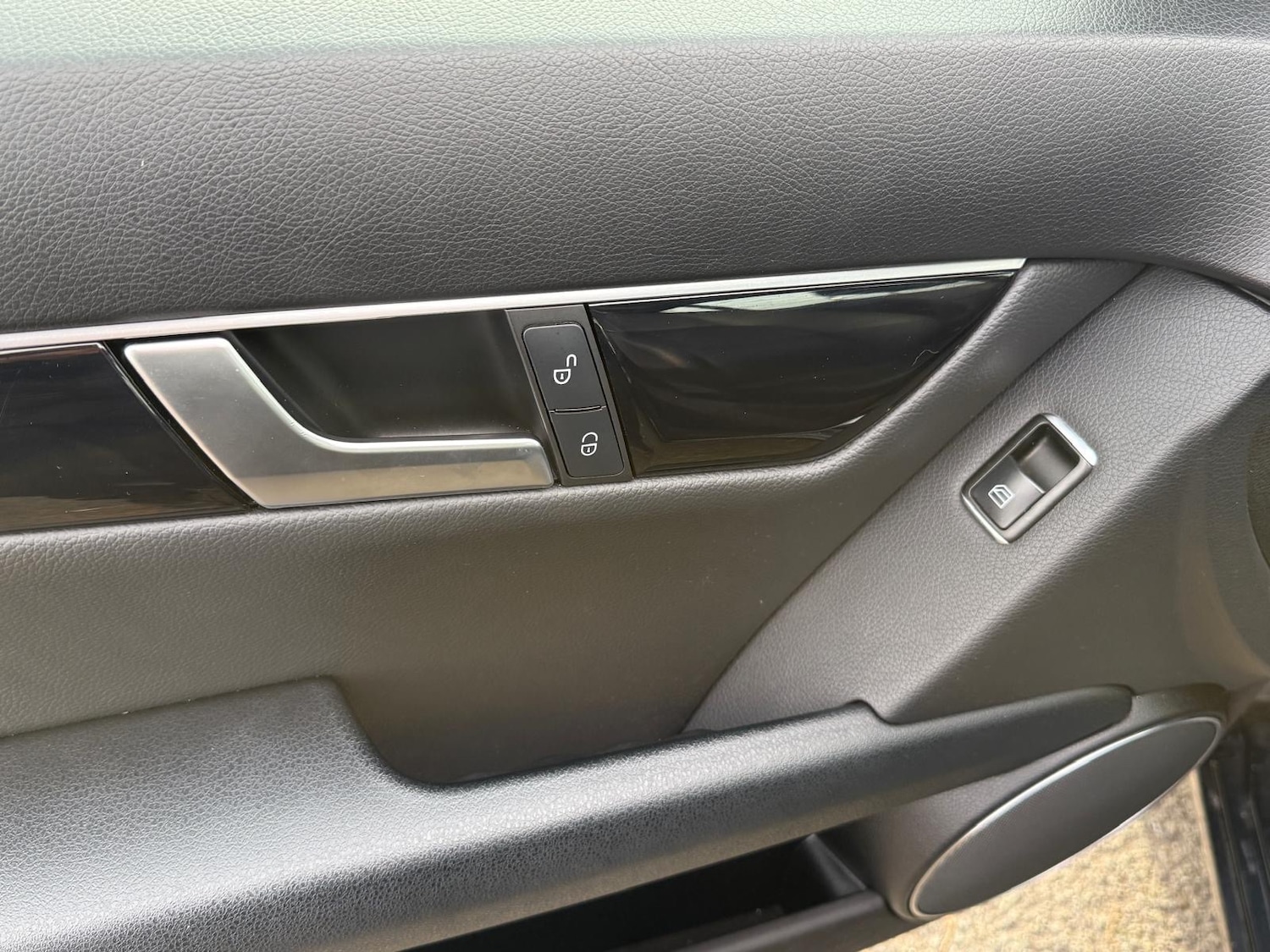 Used Mercedes-Benz C Class 2013 for sale - 77196526: Photo 9