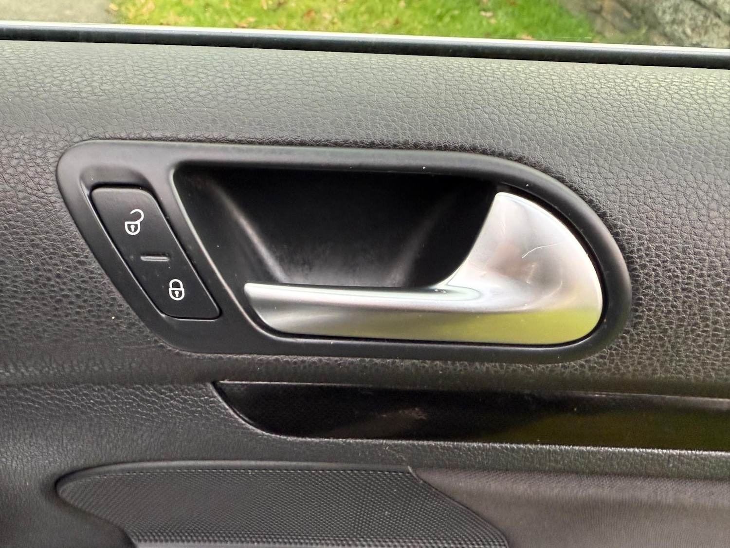 Used Volkswagen Golf 2011 for sale - 77090737: Photo 20