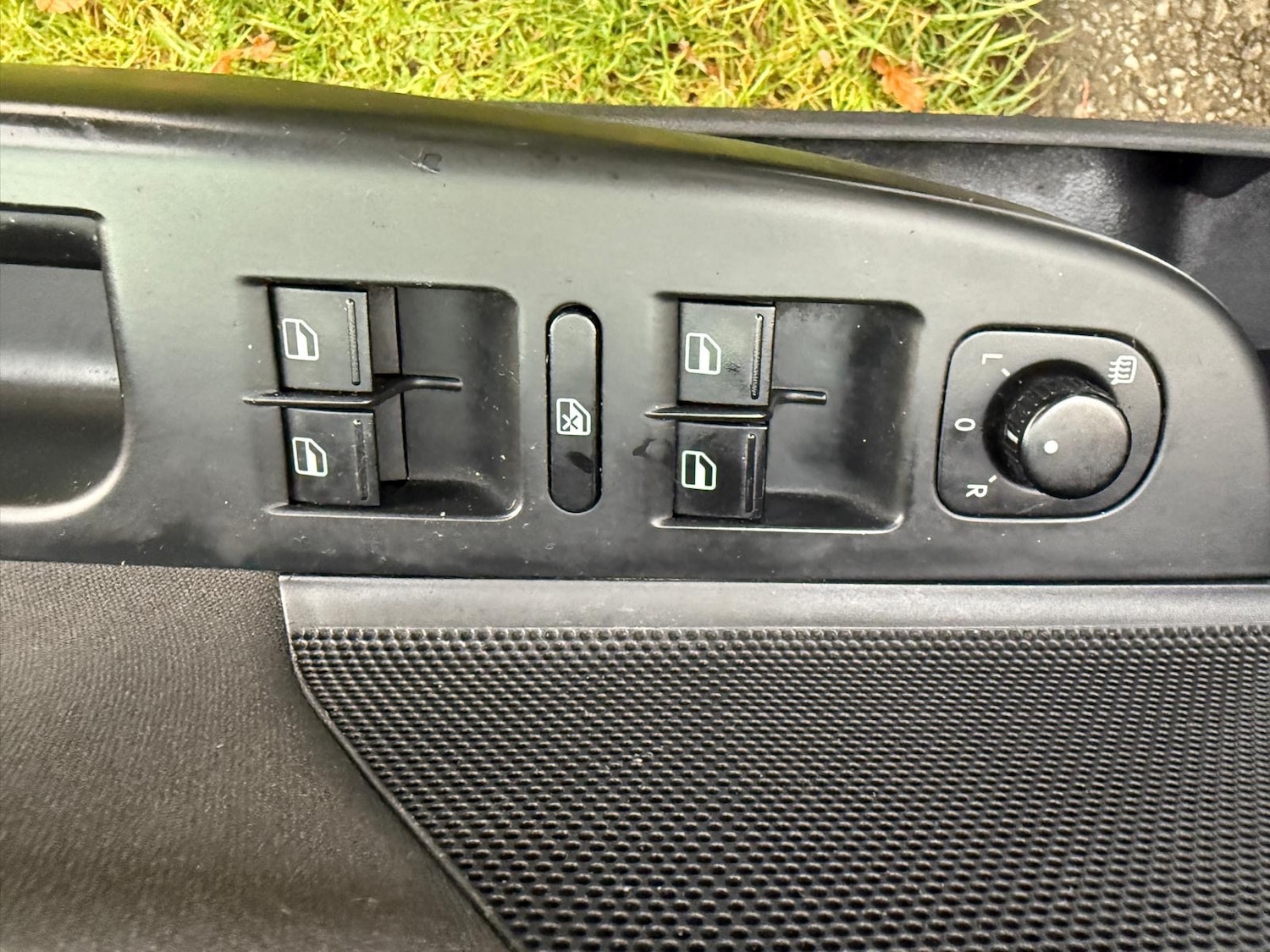 Used Volkswagen Golf 2011 for sale - 77090737: Photo 22