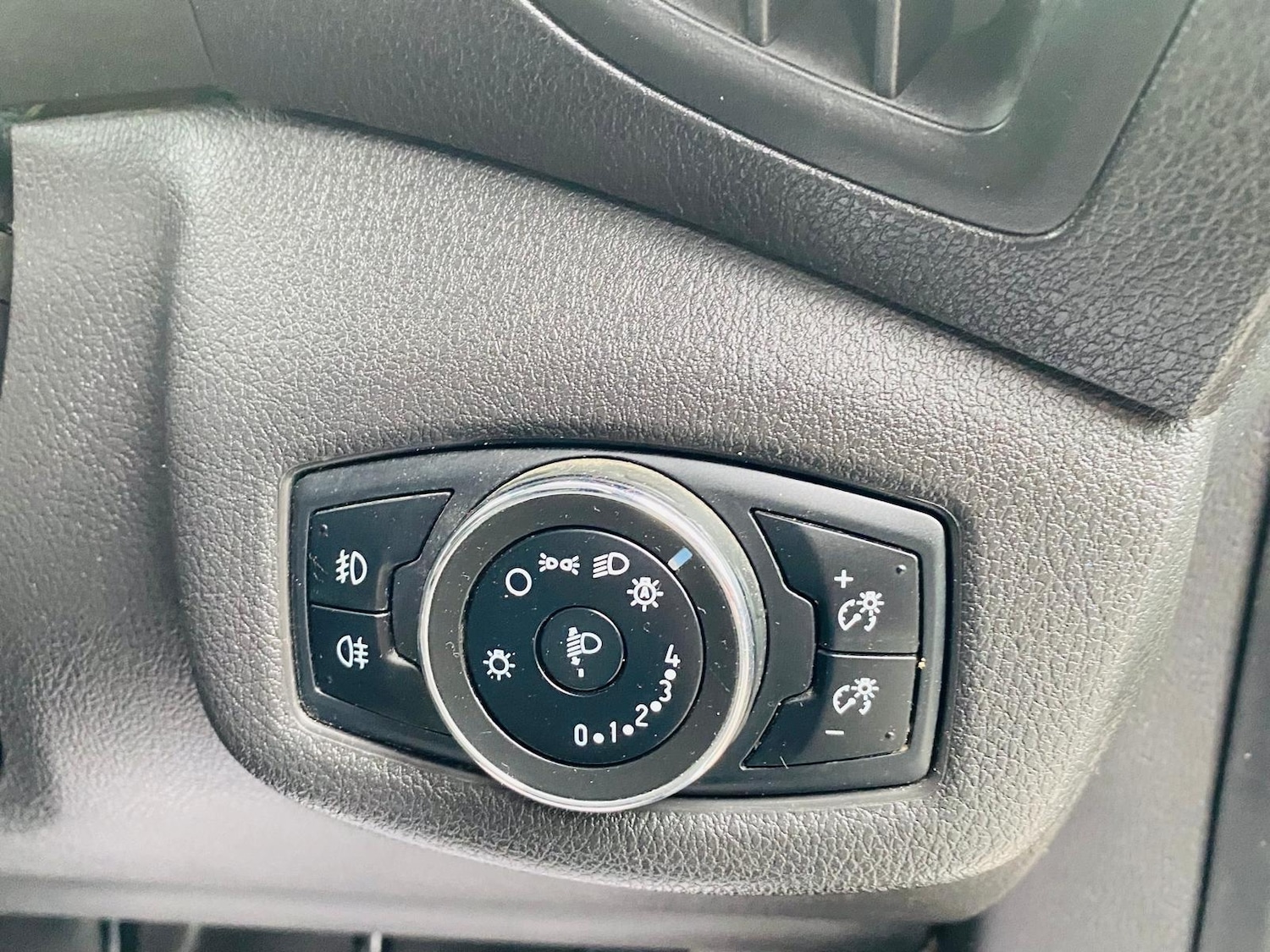 Used Ford Transit Connect 2017 for sale - 77997560: Photo 34