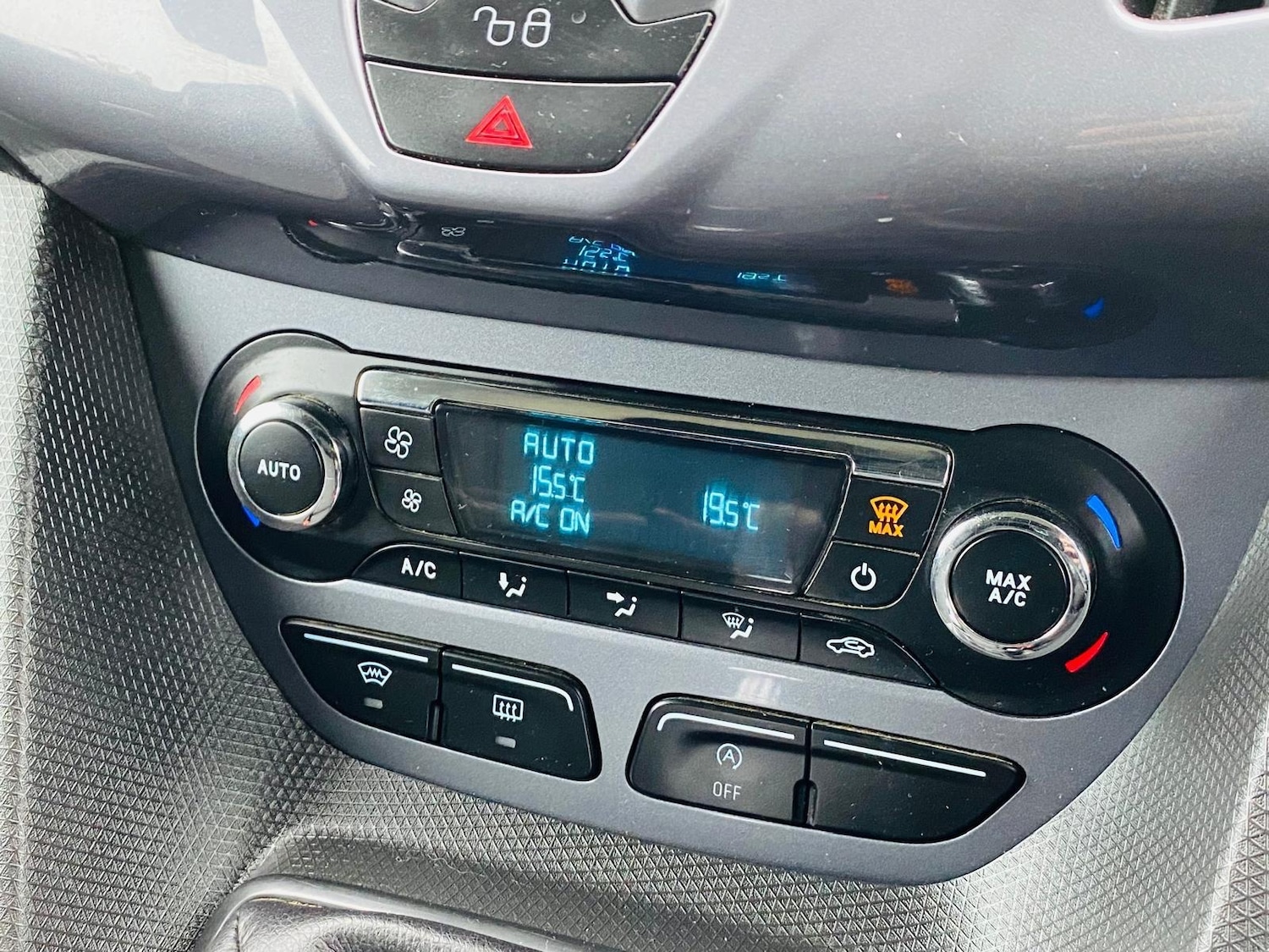 Used Ford Transit Connect 2017 for sale - 77997560: Photo 39