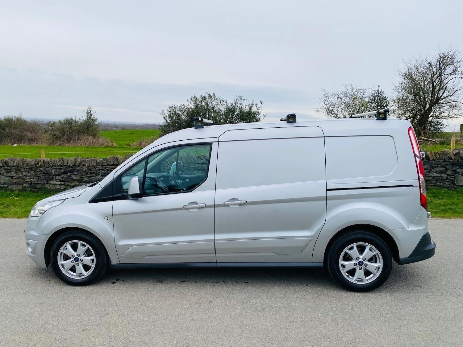 Used Ford Transit Connect 2017 for sale - 77997560: Photo 4