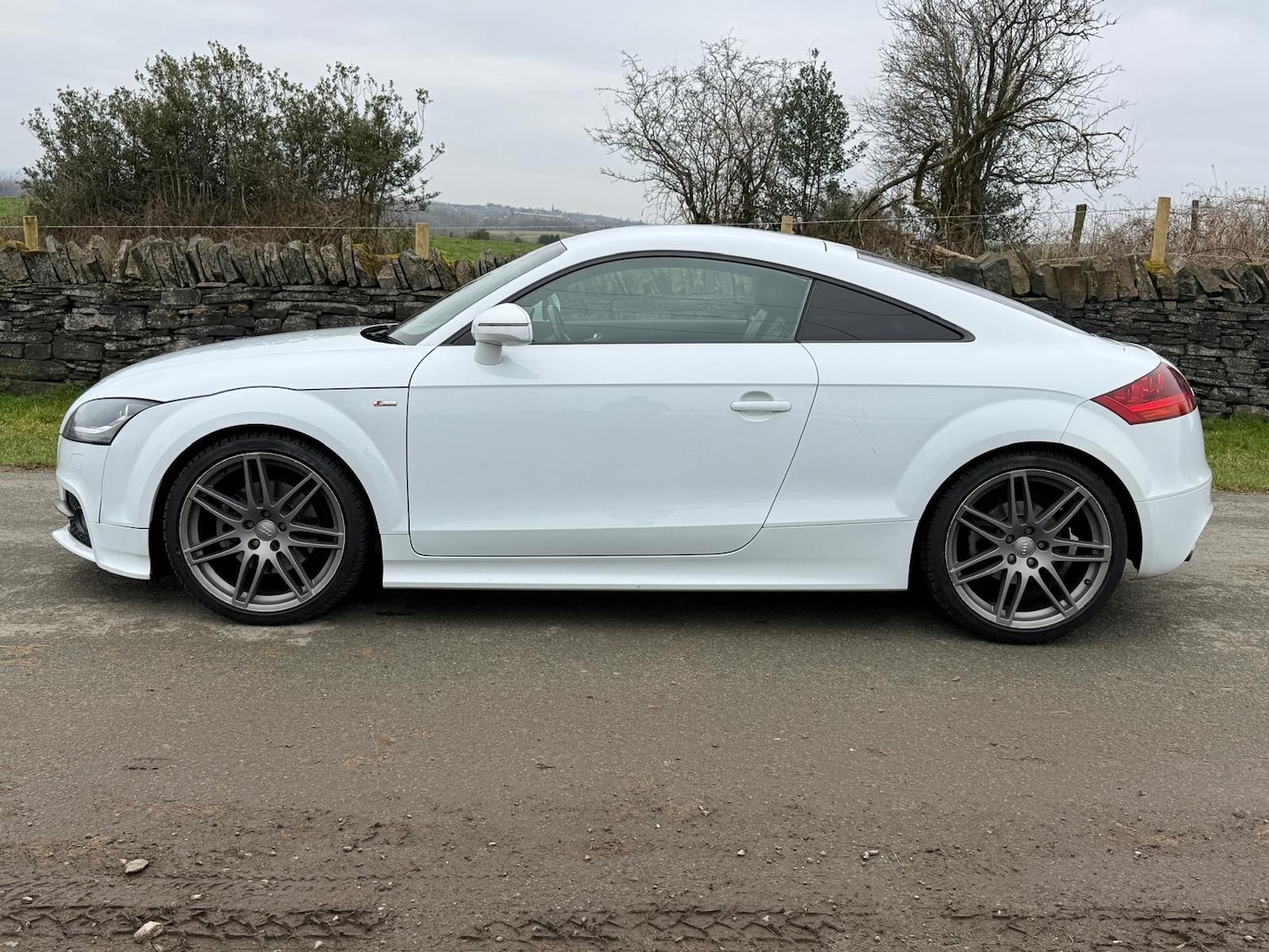 Used Audi TT 2012 for sale - 77324539: Photo 4