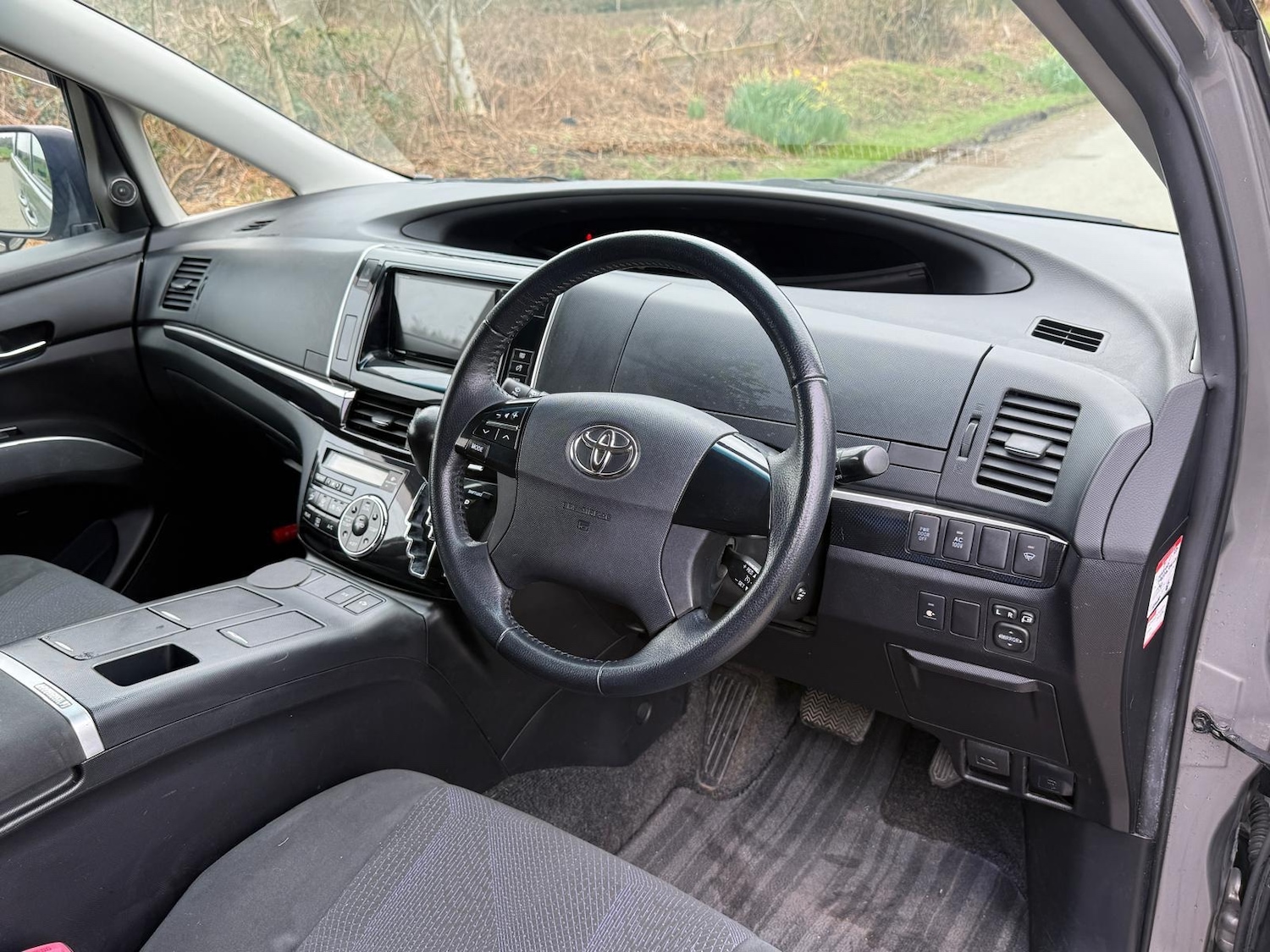 Used Toyota Estima 2026 for sale - 78210510: Photo 15