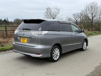 Used Toyota Estima undefined for sale - 78210510: Photo