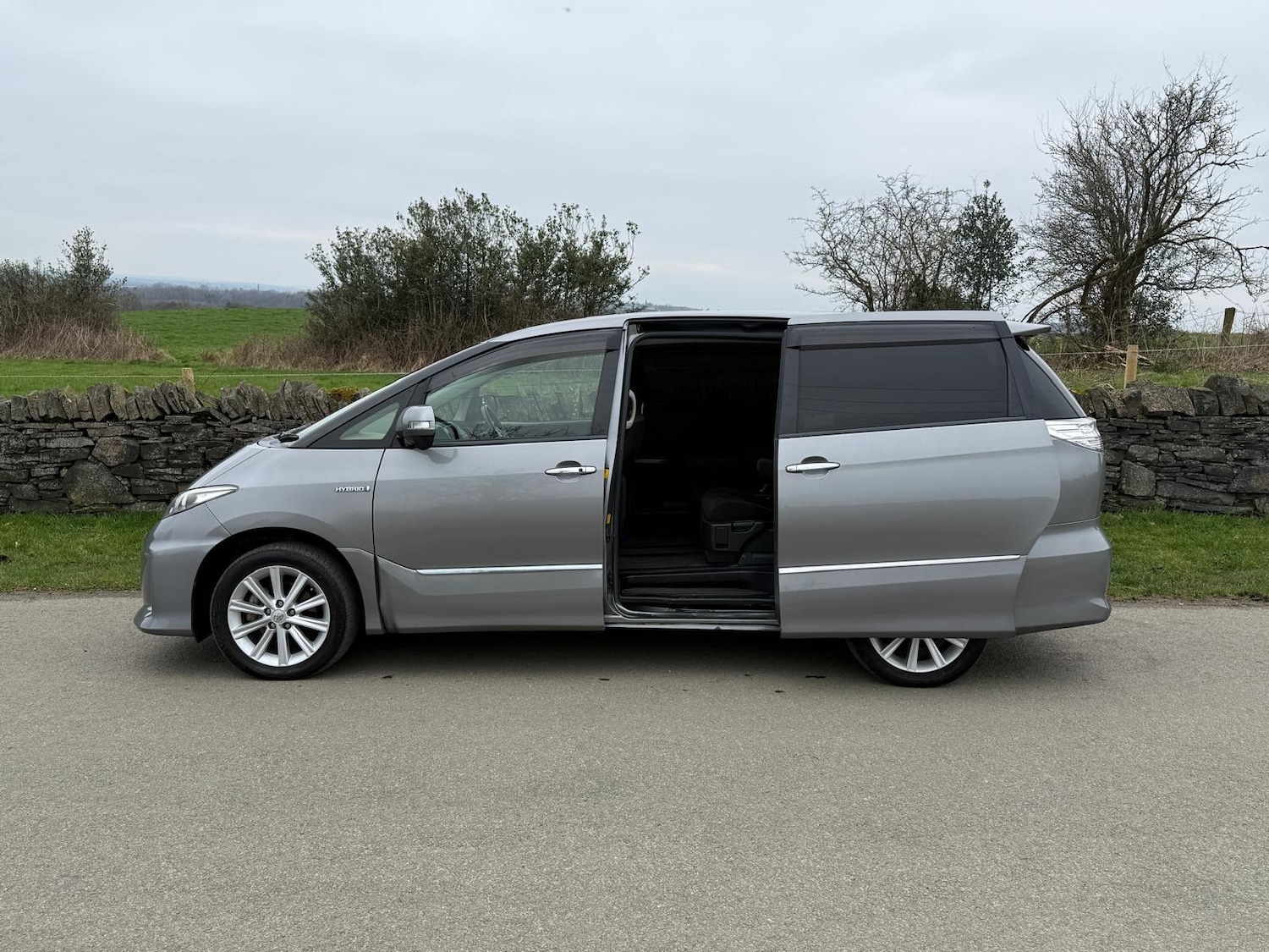 Used Toyota Estima 2026 for sale - 78210510: Photo 6