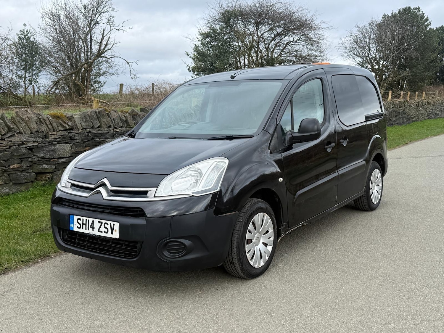Used Citroen Berlingo 2014 for sale - 77966097: Photo 2